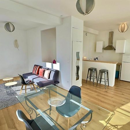 Wonderhost, Au Coeur Du Quartier Du Chateau Pau Esterno foto