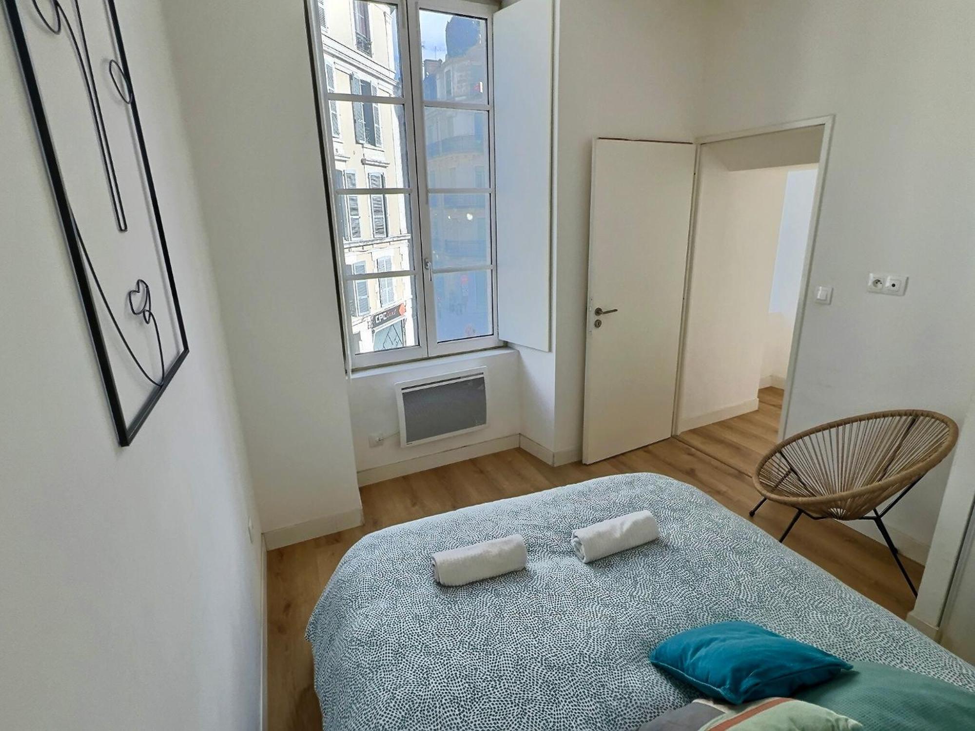 Wonderhost, Au Coeur Du Quartier Du Chateau Pau Esterno foto